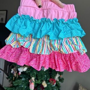 Ricrac & Ruffles Tiered Pink, Blue, & Rainbow Striped Skort Size 3T GUC